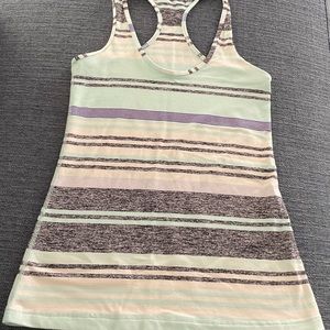 Lululemon tank, sz 4